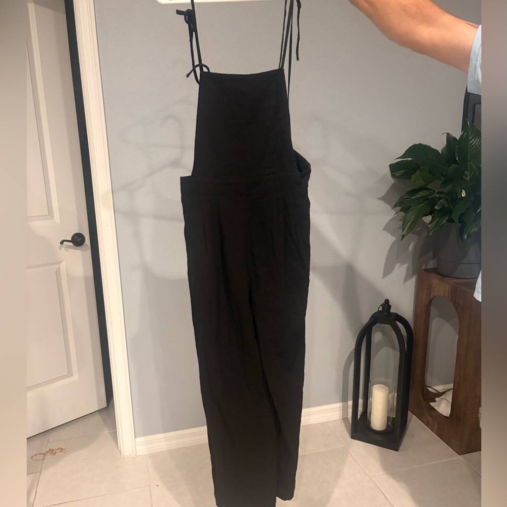 NWT! LULU’S | What a Wonderful Day Black Tie-Strap Overall Jumpsuit Small